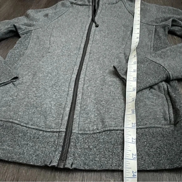 EUC Lululemon Grey Charcoal Zip-Up Hoodie (6) - Picture 4 of 7